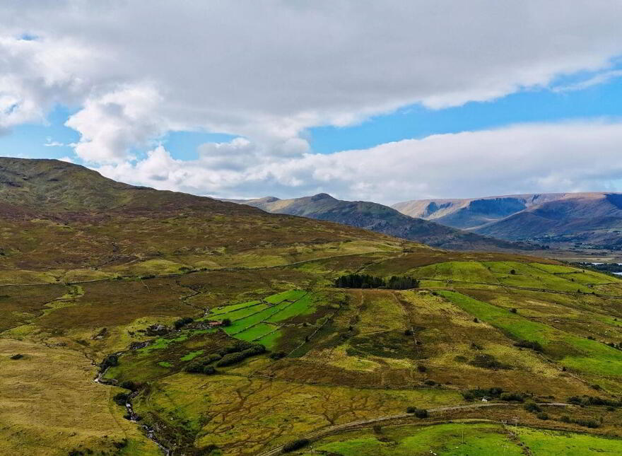 Cloghbrack Upper, Cloghbrack