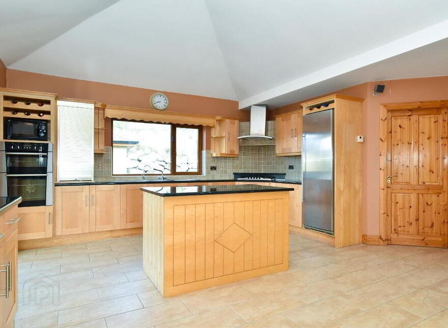Slieveaneena, Moycullen, H91C8H0