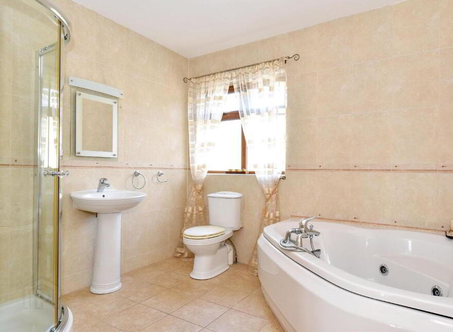 Slieveaneena, Moycullen, H91C8H0