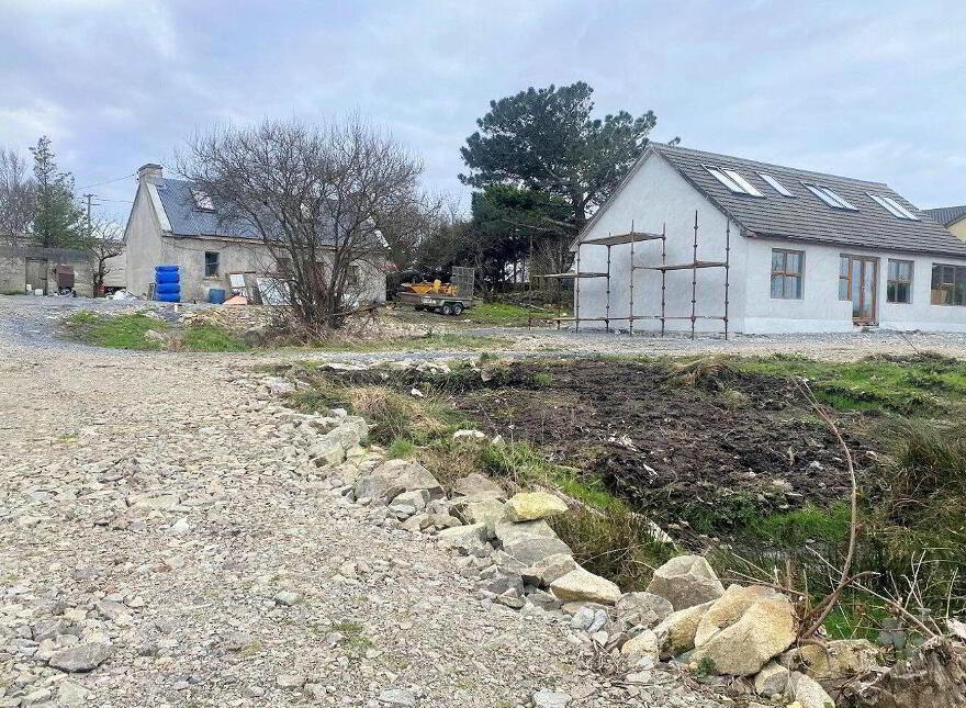 An Crumpán, Cuilleain, Carraroe