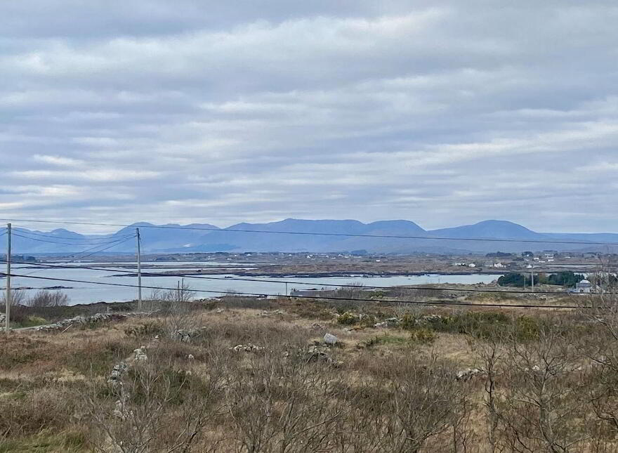 An Crumpán, Cuilleain, Carraroe