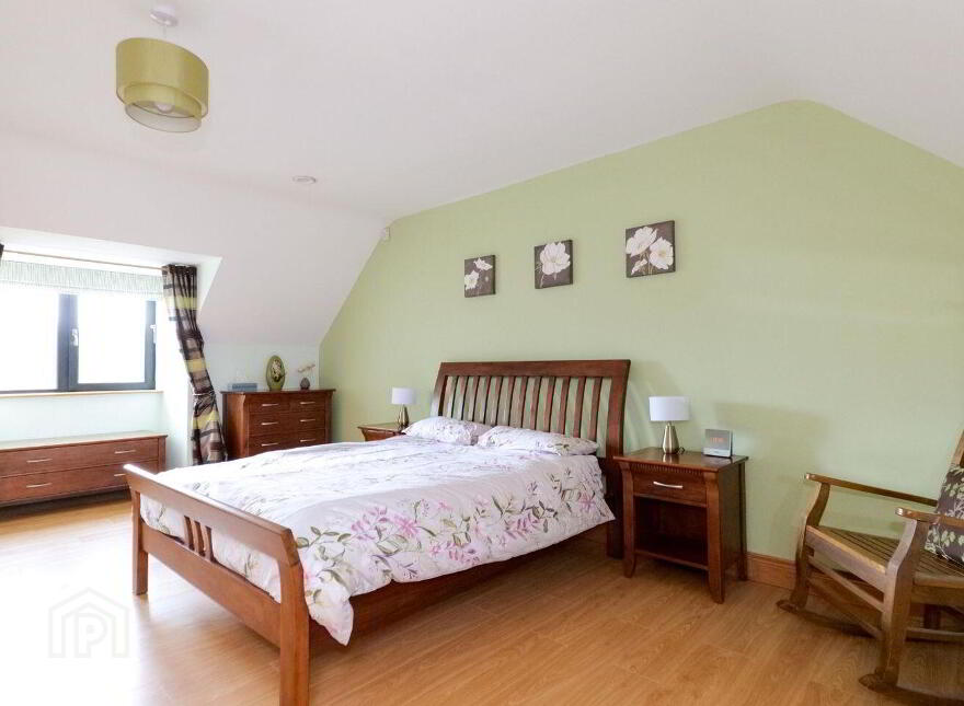 Both Chuanna Thiar, Spiddal, H91TN8Y