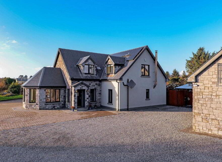 Both Chuanna Thiar, Spiddal, H91TN8Y