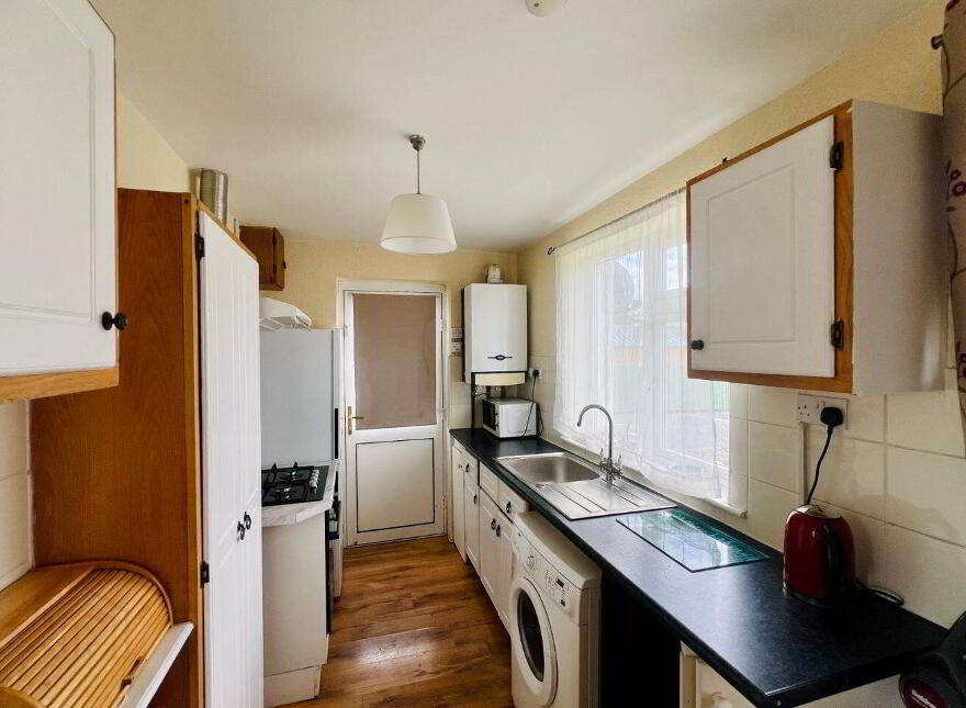 2 An Cnoc Theas, Inverin, H91KD6F