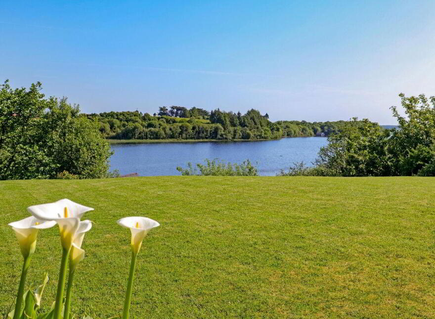Kitts Bay - Lake Shore House, Glann Road, Oughterard, H91PN7P