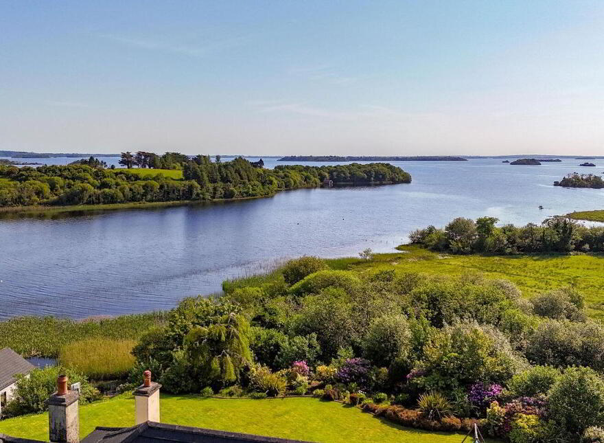 Kitts Bay - Lake Shore House, Glann Road, Oughterard, H91PN7P