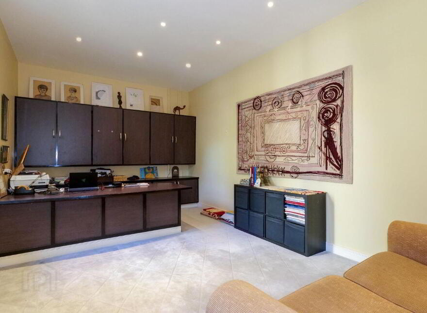 Kitts Bay - Lake Shore House, Glann Road, Oughterard, H91PN7P