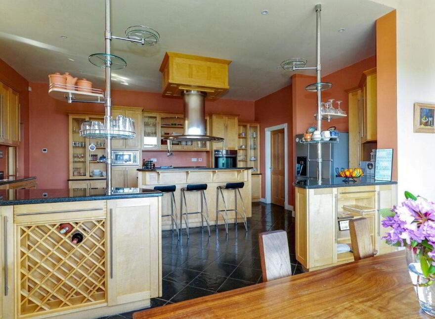 Kitts Bay - Lake Shore House, Glann Road, Oughterard, H91PN7P