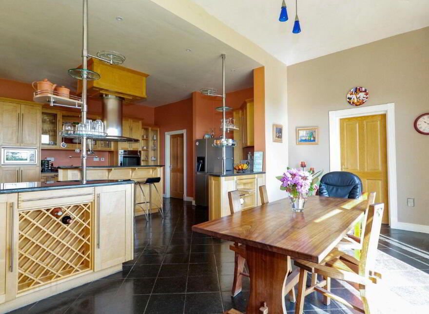 Kitts Bay - Lake Shore House, Glann Road, Oughterard, H91PN7P