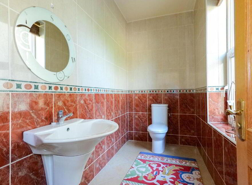 Kitts Bay - Lake Shore House, Glann Road, Oughterard, H91PN7P