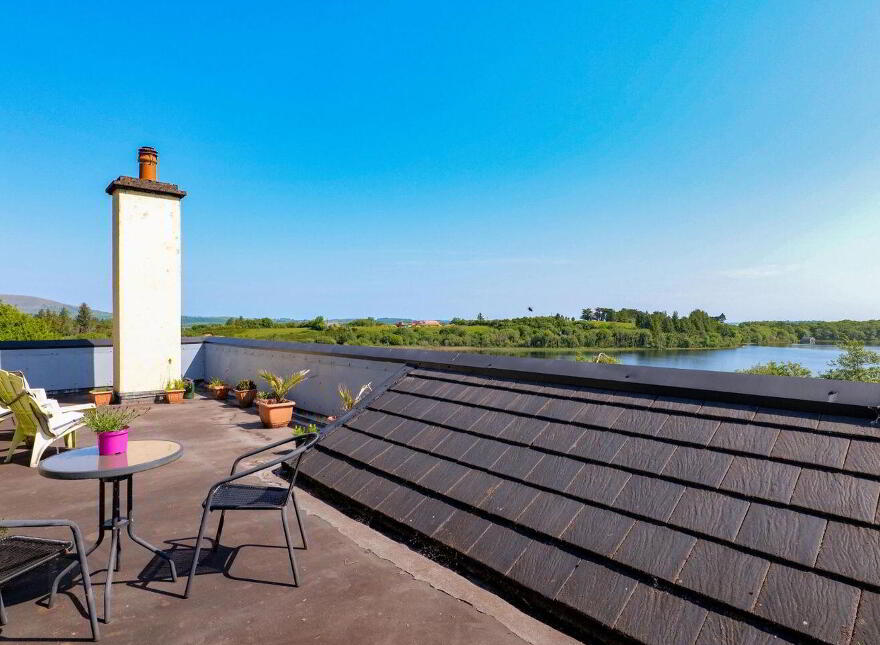 Kitts Bay - Lake Shore House, Glann Road, Oughterard, H91PN7P