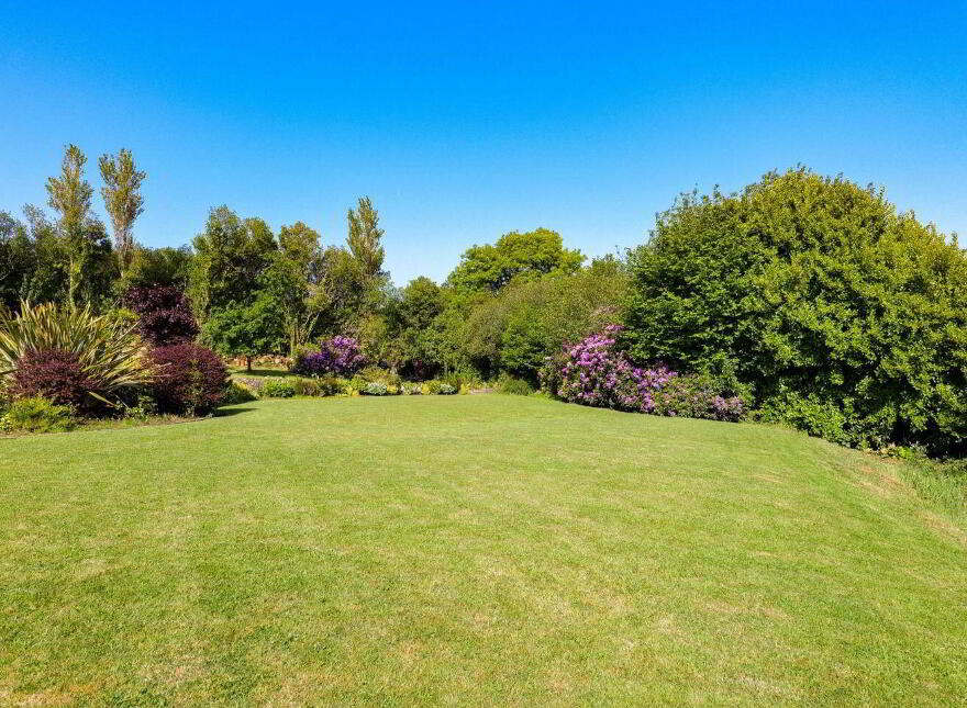 Kitts Bay - Lake Shore House, Glann Road, Oughterard, H91PN7P