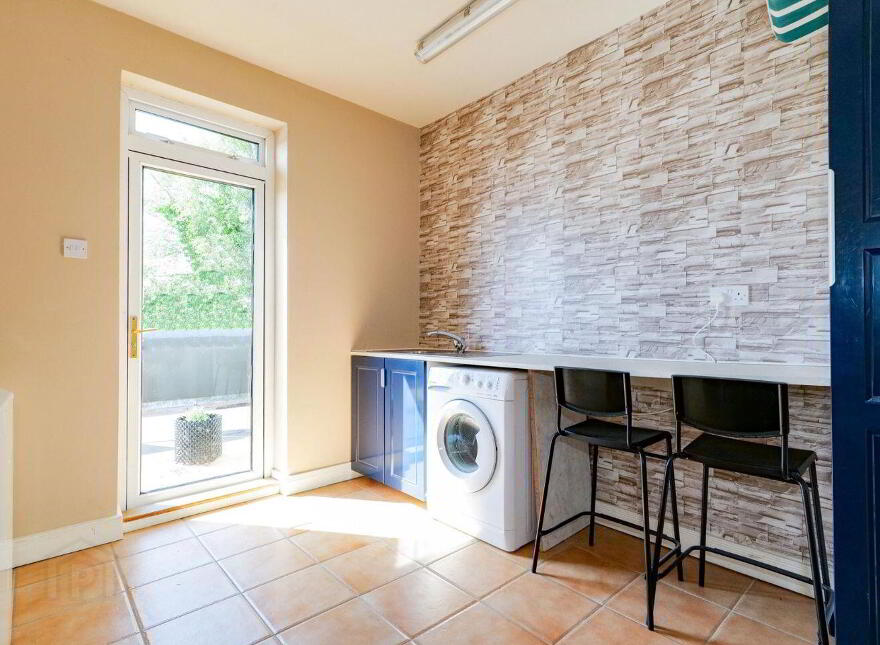 Kitts Bay - Lake Shore House, Glann Road, Oughterard, H91PN7P
