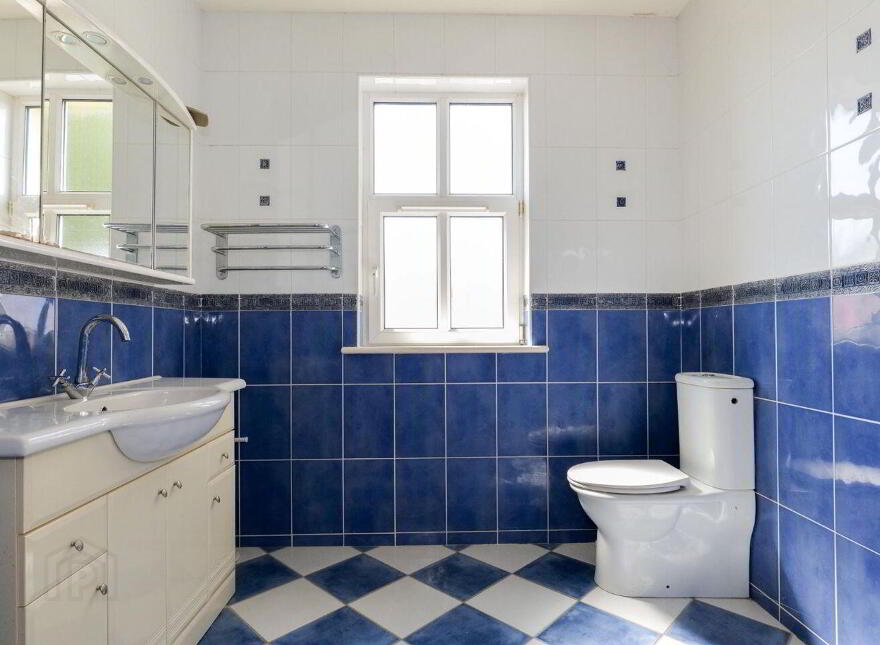 Kitts Bay - Lake Shore House, Glann Road, Oughterard, H91PN7P