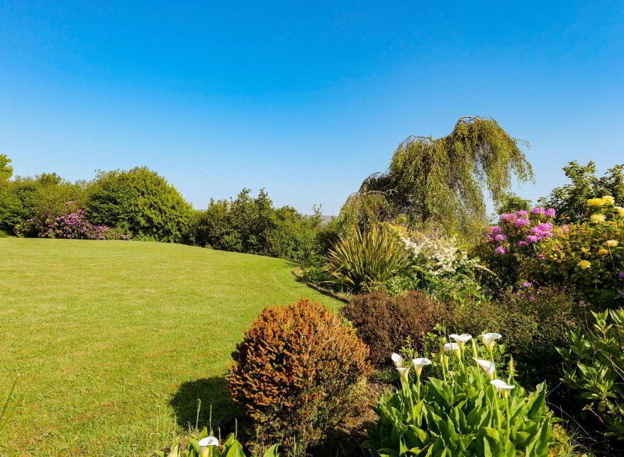 Kitts Bay - Lake Shore House, Glann Road, Oughterard, H91PN7P