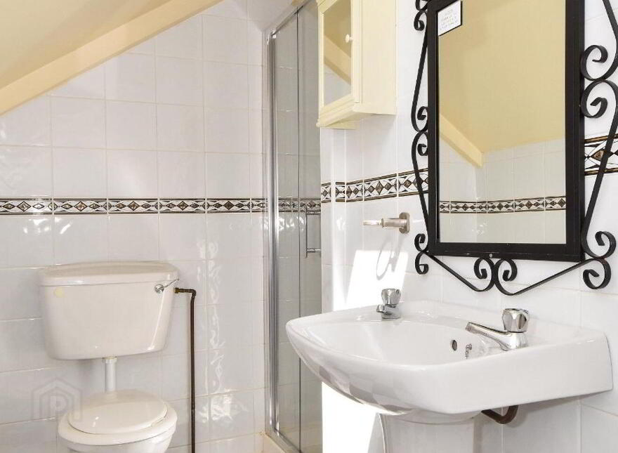 Mannin Lodge, Derrigimlagh, Ballyconneely, H71DP48