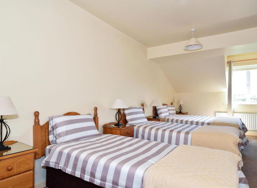 Mannin Lodge, Derrigimlagh, Ballyconneely, H71DP48