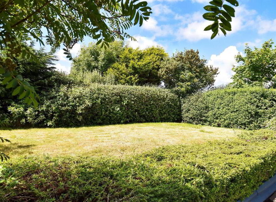 Mannin Lodge, Derrigimlagh, Ballyconneely, H71DP48