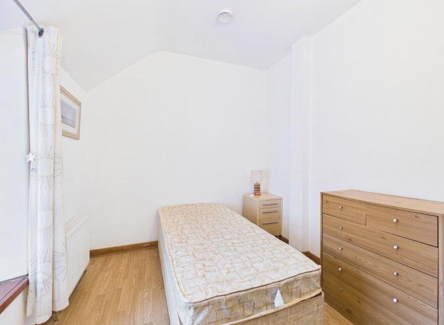 Teach Aosta, New Road, Kenmare, V93FN70