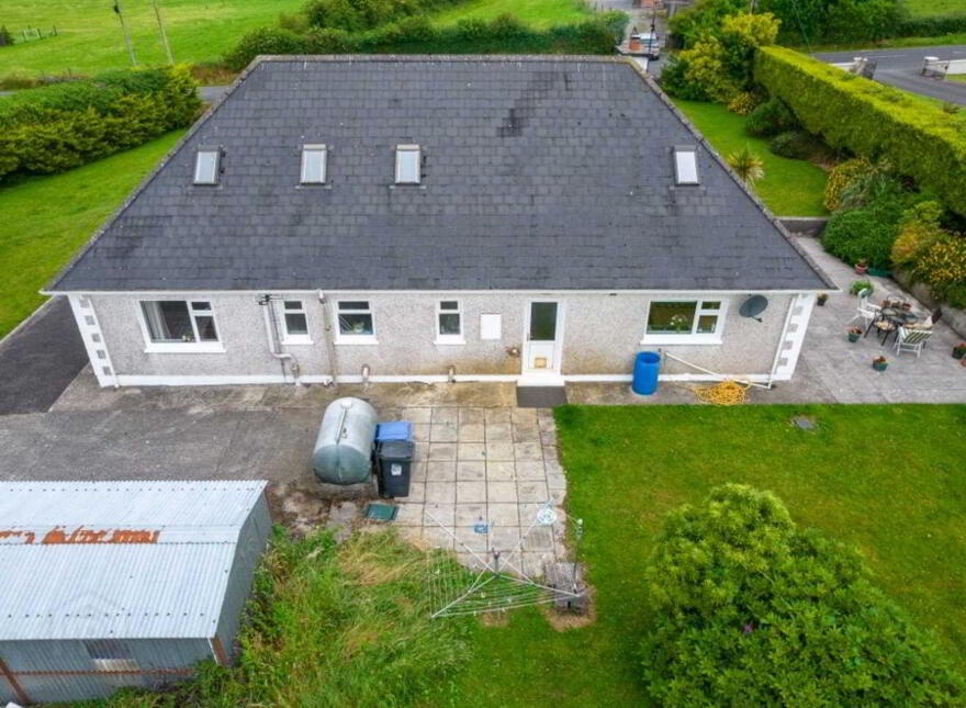 Cill Castle Lodge, Timanagh, Ballintubber, Roscommon Town, F45HE44
