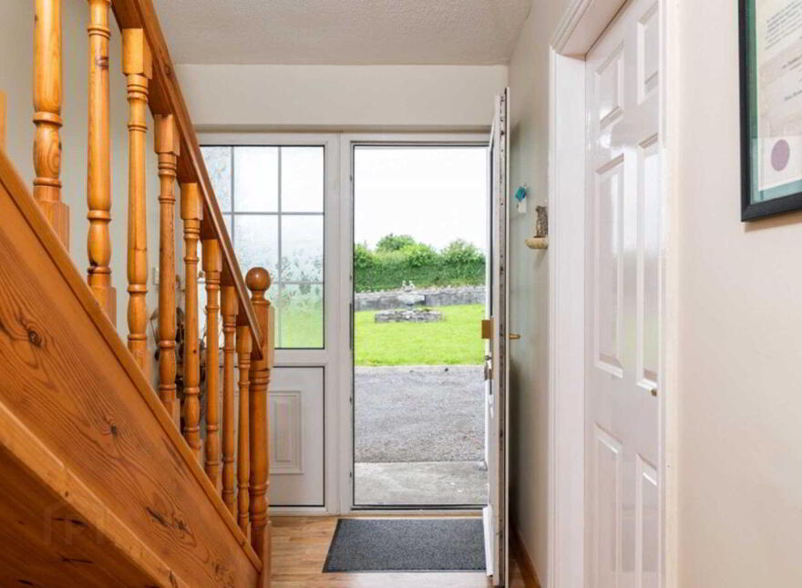 Cill Castle Lodge, Timanagh, Ballintubber, Roscommon Town, F45HE44