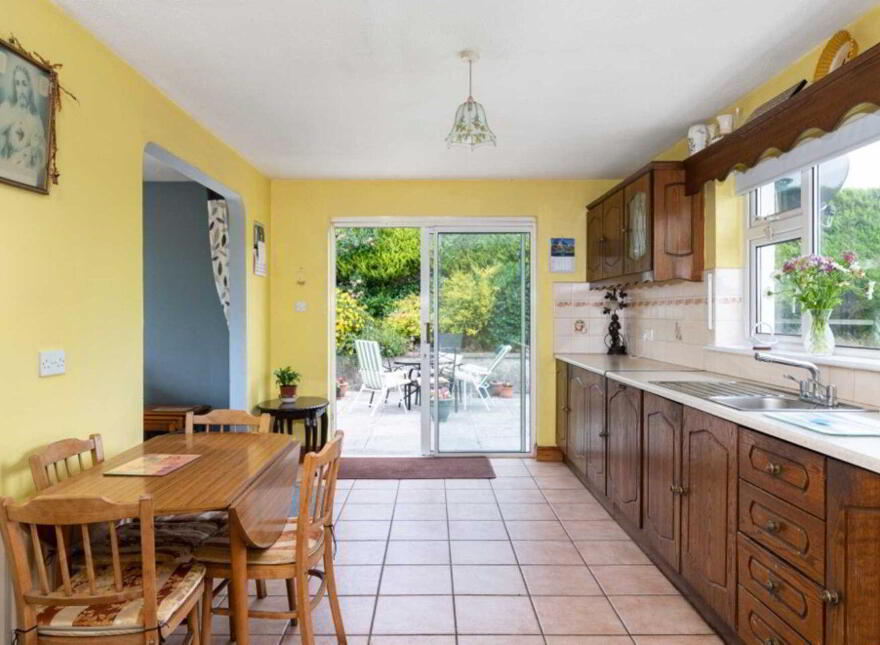 Cill Castle Lodge, Timanagh, Ballintubber, Roscommon Town, F45HE44