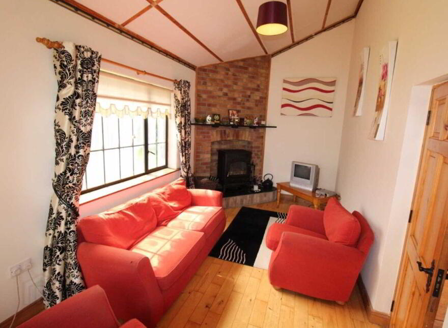 Castle View, Toberavaddy, Athleague, F42WD35