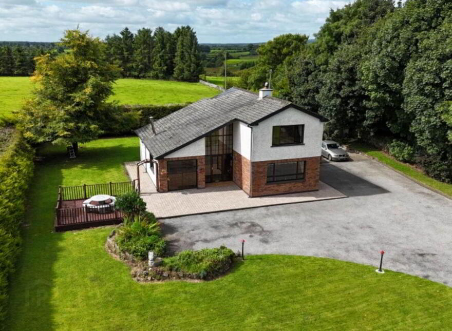 Castle View, Toberavaddy, Athleague, F42WD35