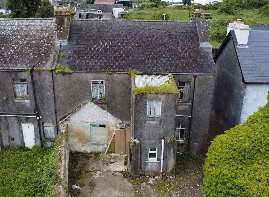 Lavan`s, Station Road, Ballinlough