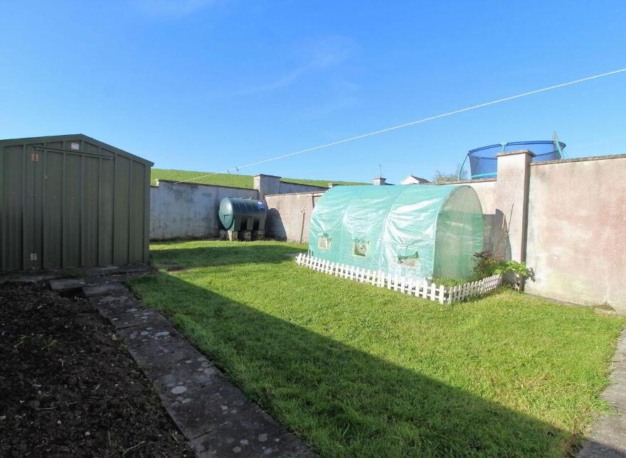 6 Parkrise, Birr, R42EH99