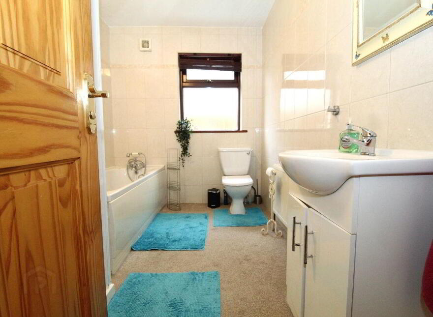 4 Southgate, Crinkle, Birr, R42PP29