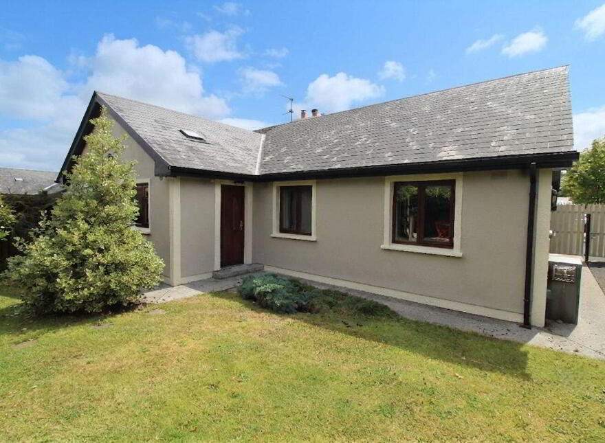 4 Southgate, Crinkle, Birr, R42PP29