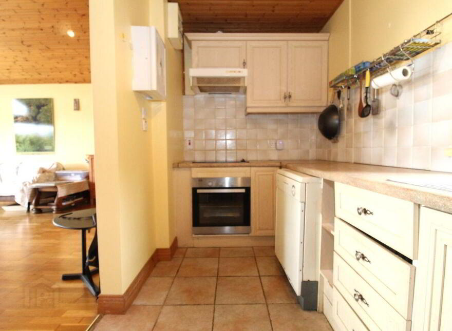 Stoneyisland, Portumna, H53RF66