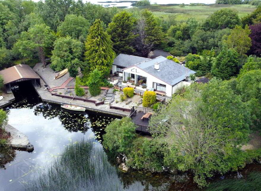 Stoneyisland, Portumna, H53RF66