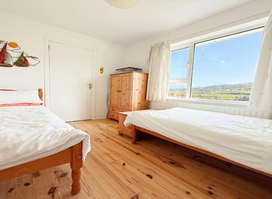 Three Ways, Maghery, Dungloe, F94D9E2