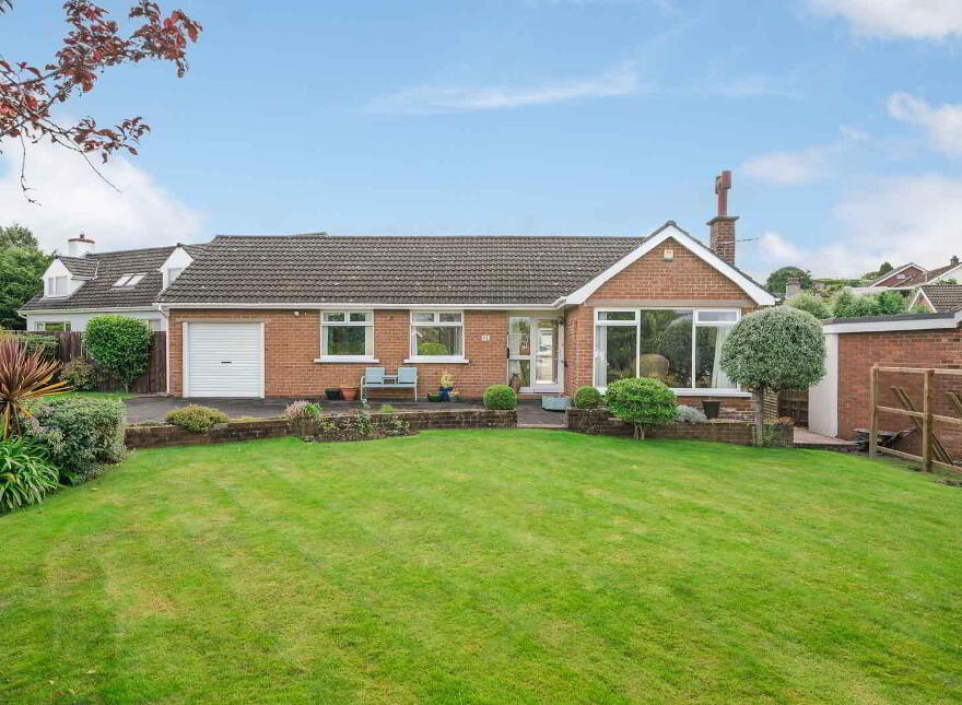 1 Rhanbuoy Park East, Seahill, Holywood, BT18 0DZ