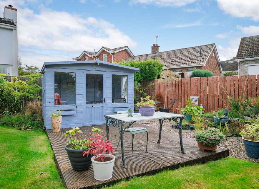 1 Rhanbuoy Park East, Seahill, Holywood, BT18 0DZ