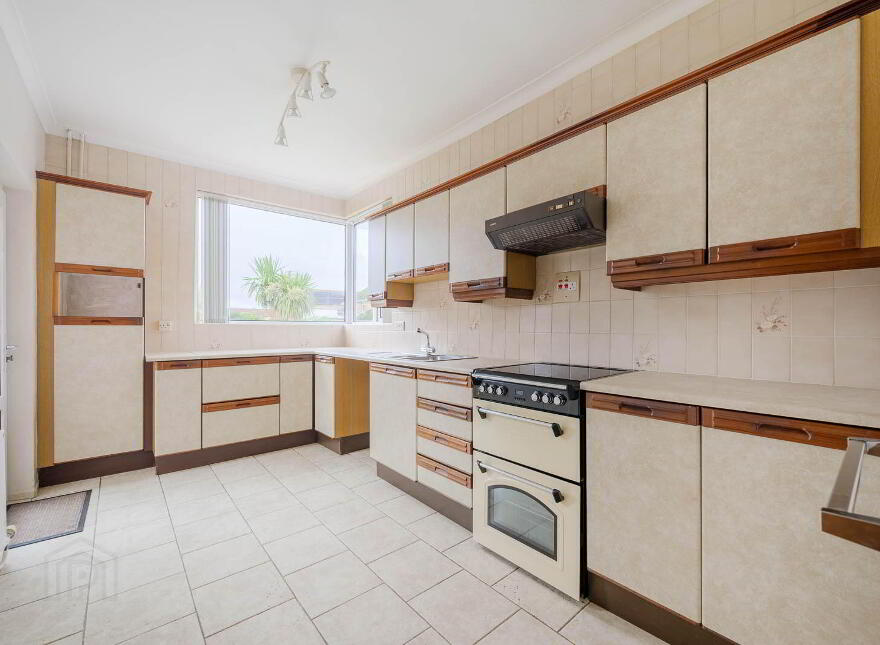 70 Abbey Park, Bangor, BT20 4DL