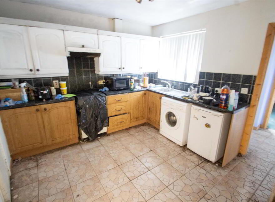 71 Norglen Road, Belfast, BT11 8EA