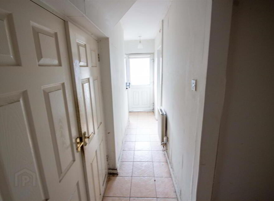 71 Norglen Road, Belfast, BT11 8EA