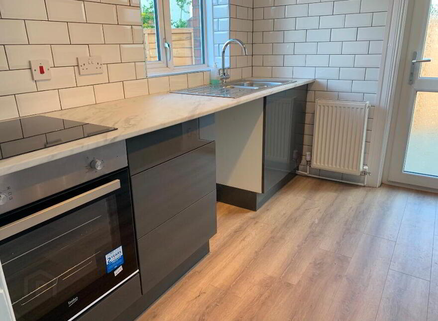 2 Chesham Gardens, Belfast, BT6 8GX