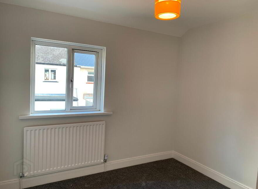 2 Chesham Gardens, Belfast, BT6 8GX