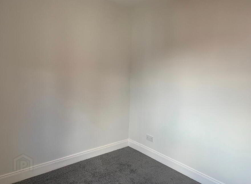 2 Chesham Gardens, Belfast, BT6 8GX