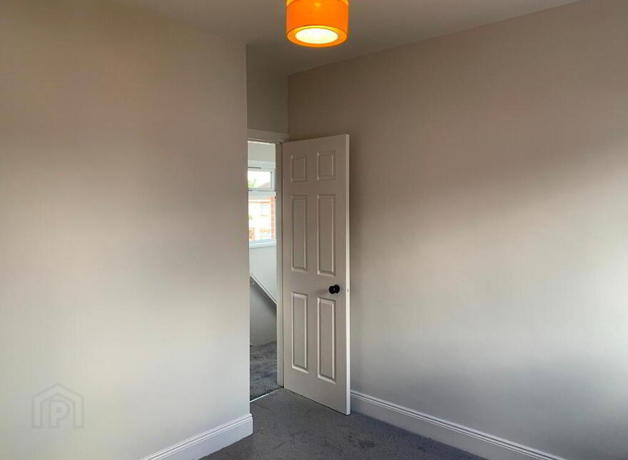 2 Chesham Gardens, Belfast, BT6 8GX