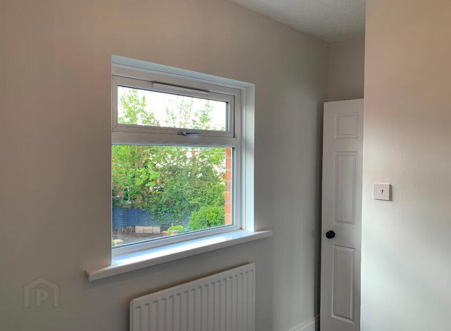 2 Chesham Gardens, Belfast, BT6 8GX