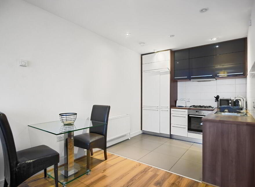 Apartment 5.18 The Arc 2E Queens Road, Belfast, BT3 9FE