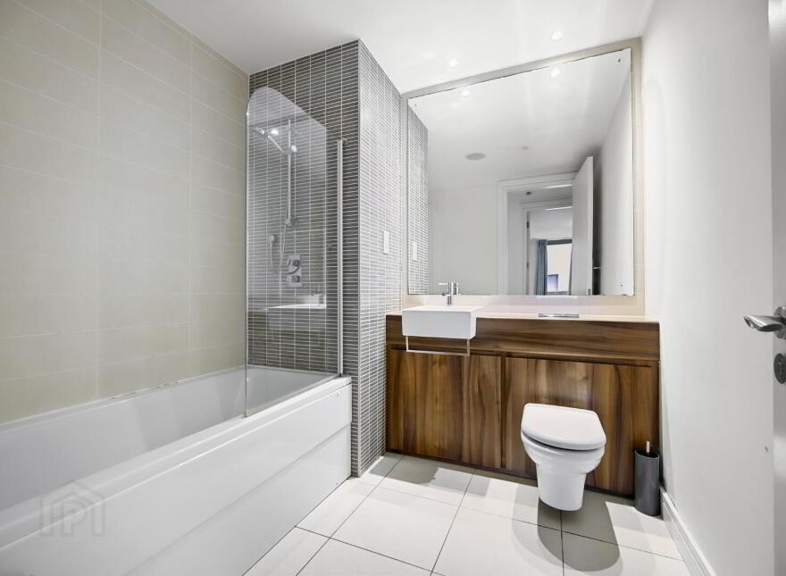 Apartment 5.18 The Arc 2E Queens Road, Belfast, BT3 9FE