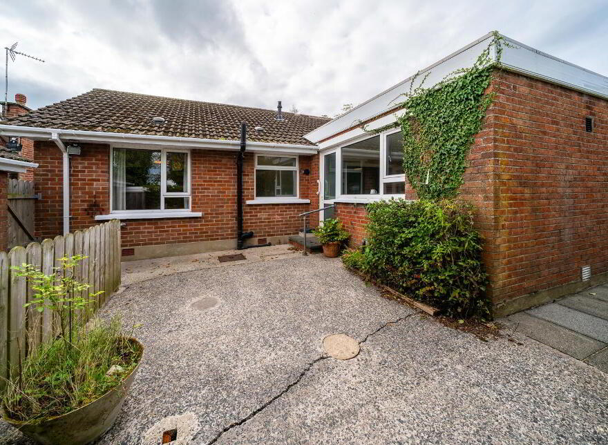 4 Marlborough Drive, Bangor, BT19 1HB