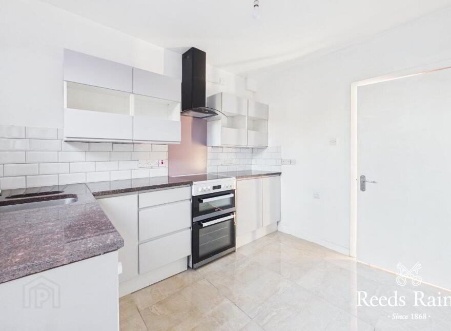 81 Churchill Park, Bangor, BT20 5RW