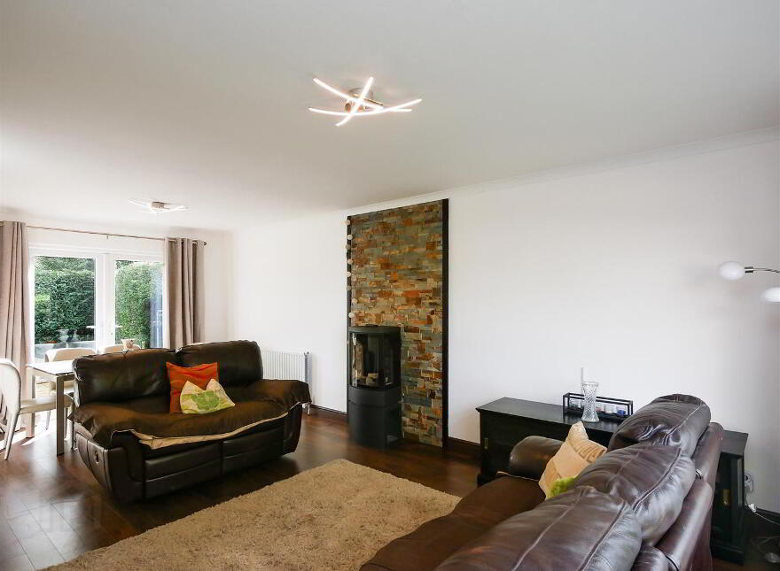 10 Glenhugh Crescent, Off Beechill Road, Belfast, BT8 7PG